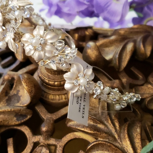 Ansonia Bridals Floral Pearl Wedding Headpiece - Picture 4 of 7